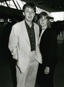 Paul & Linda McCartney 1983 NYC.jpg